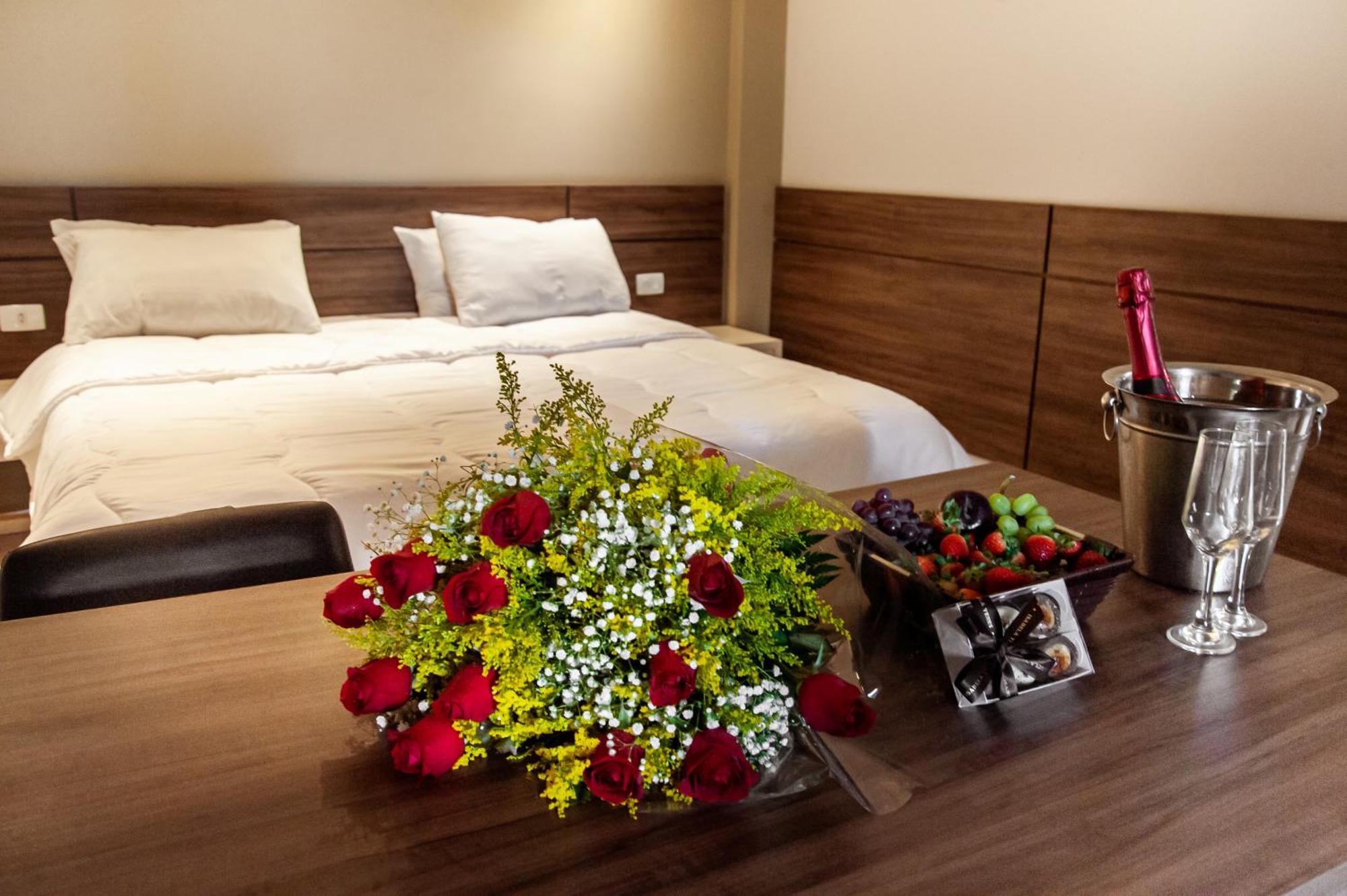 London Hotel Londrina Room photo