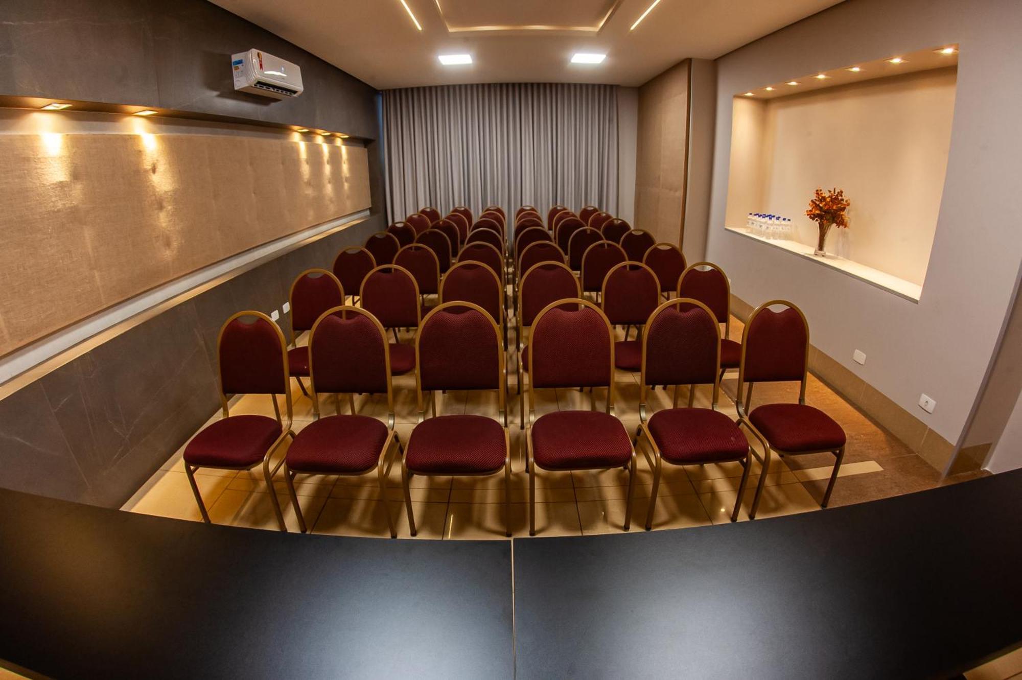 London Hotel Londrina Exterior photo