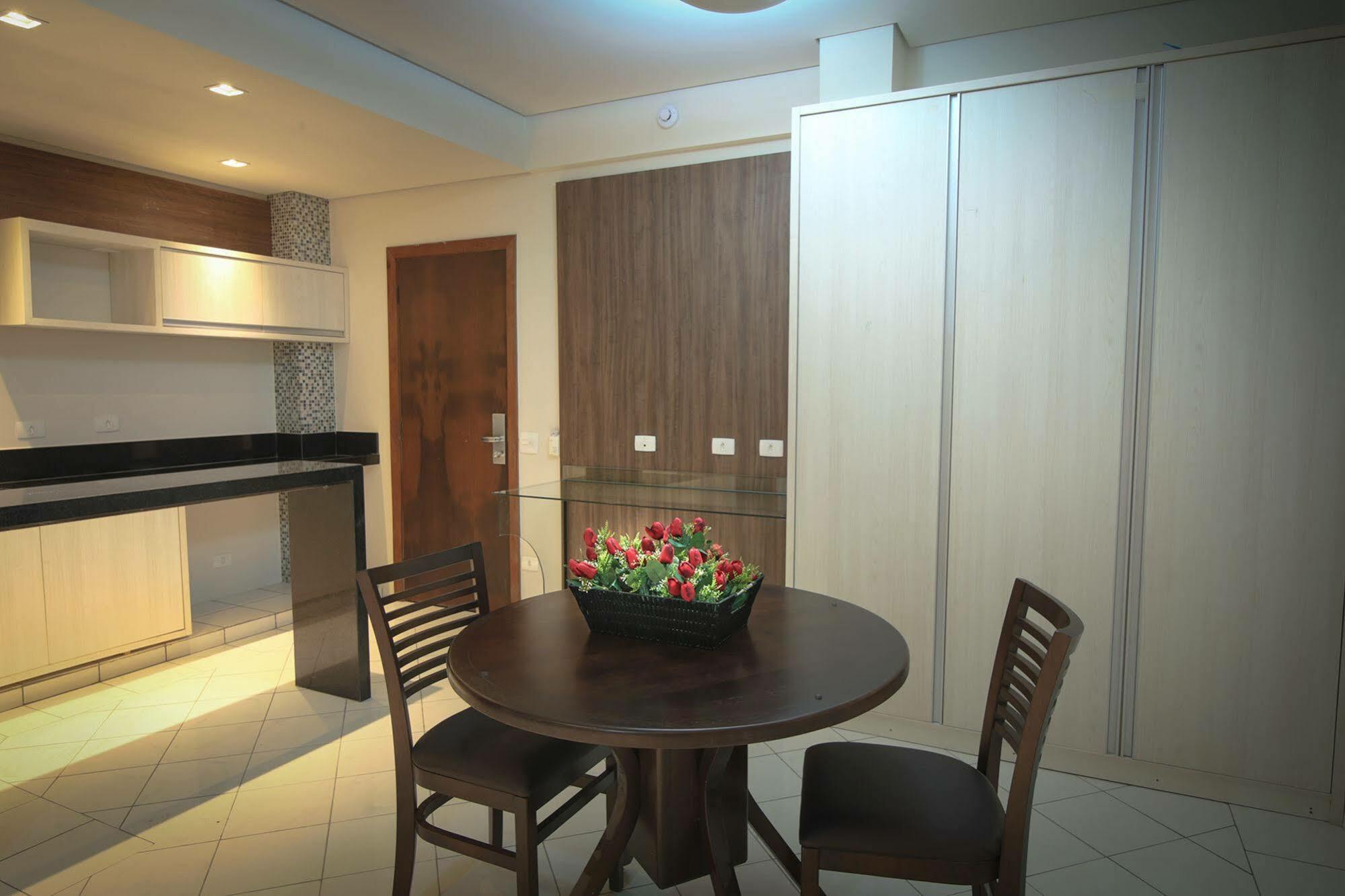 London Hotel Londrina Exterior photo
